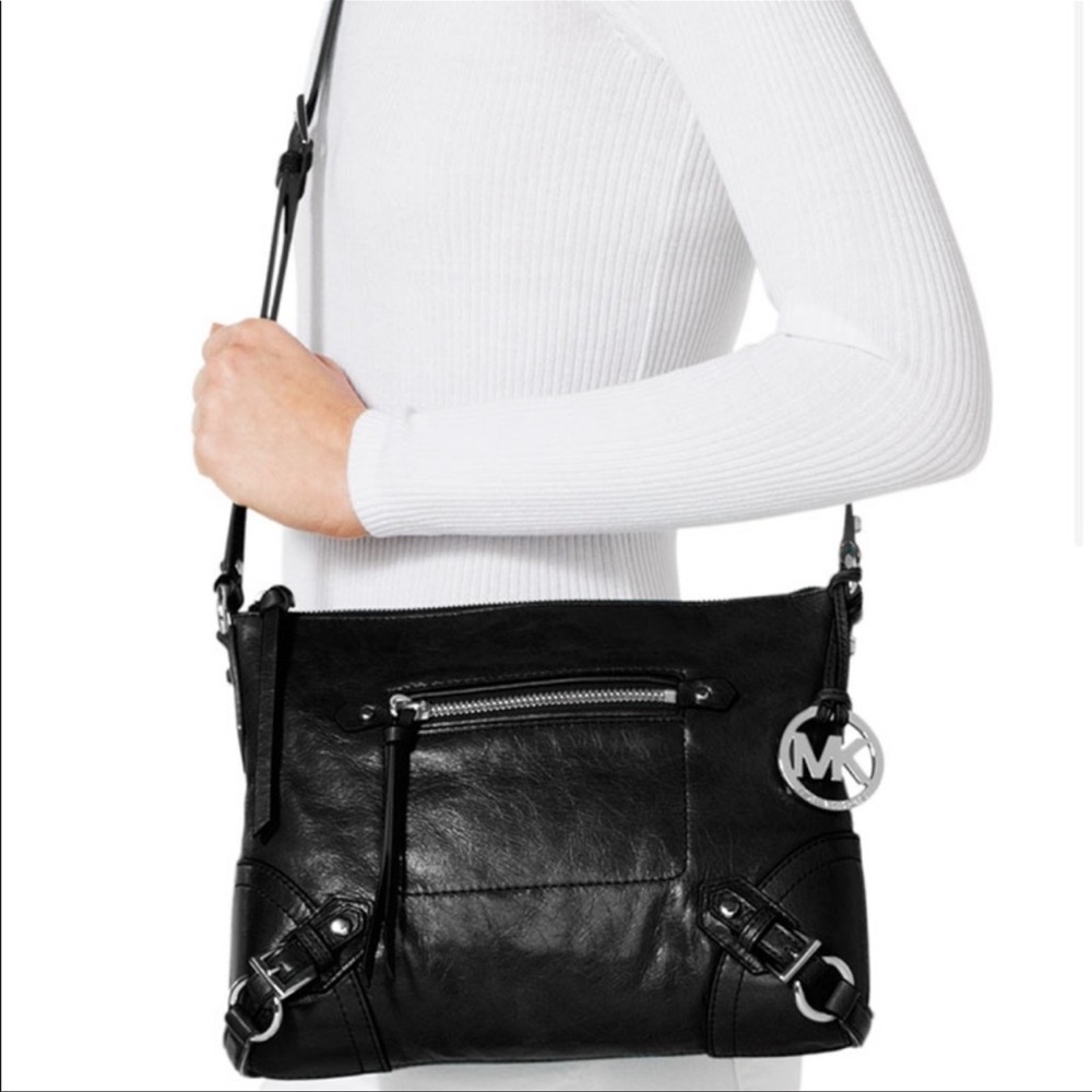 Michael Kors  Fallon Messenger